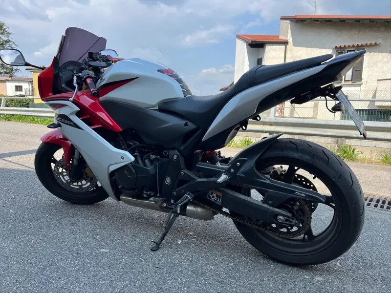 Honda CBR 600 F (2011 - 13) (6)