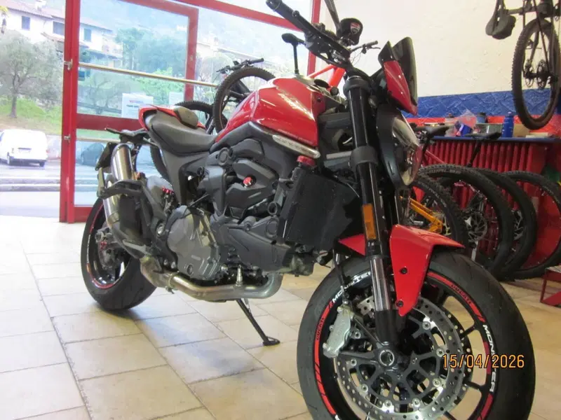 Ducati Monster 937 + (2021 - 25) (5)