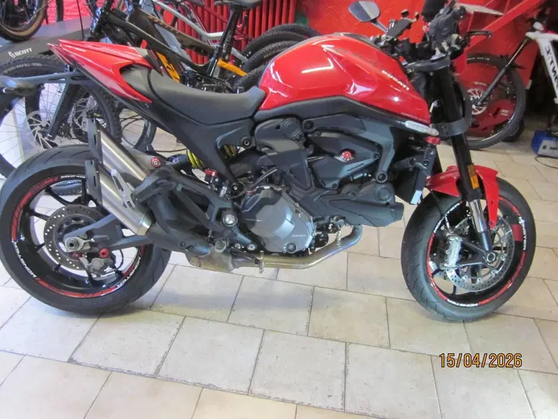 Ducati Monster 937 + (2021 - 25)
