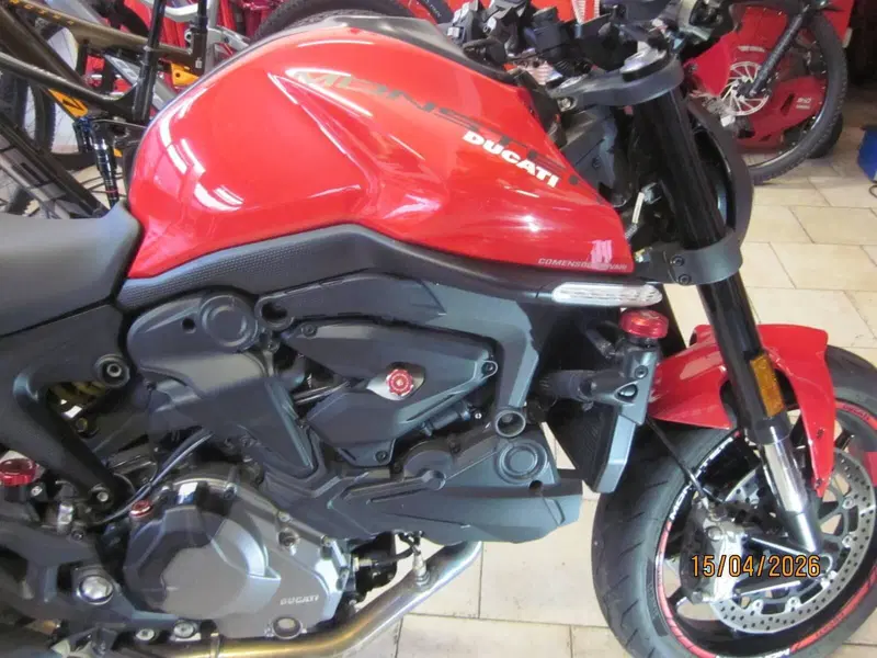 Ducati Monster 937 + (2021 - 25) (6)