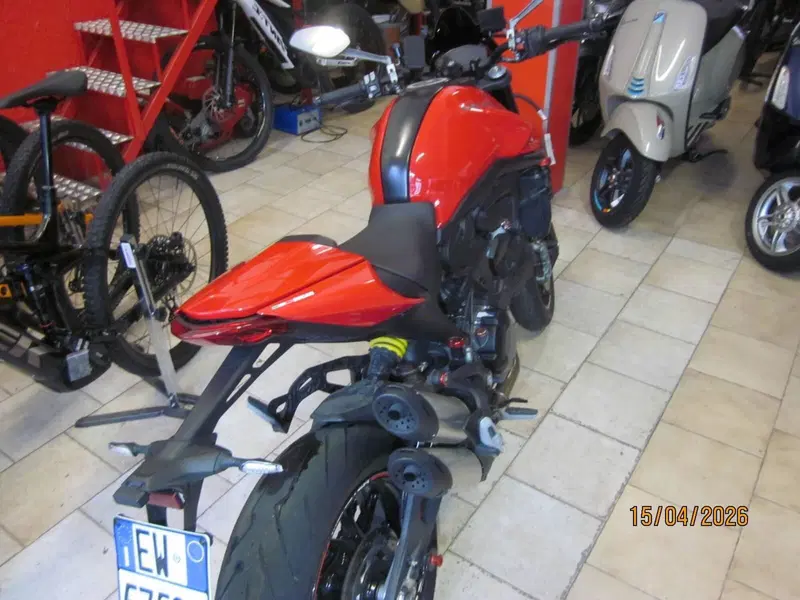 Ducati Monster 937 + (2021 - 25) (7)