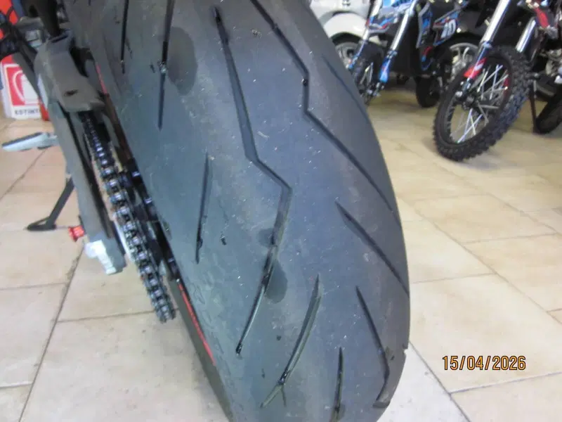Ducati Monster 937 + (2021 - 25) (9)