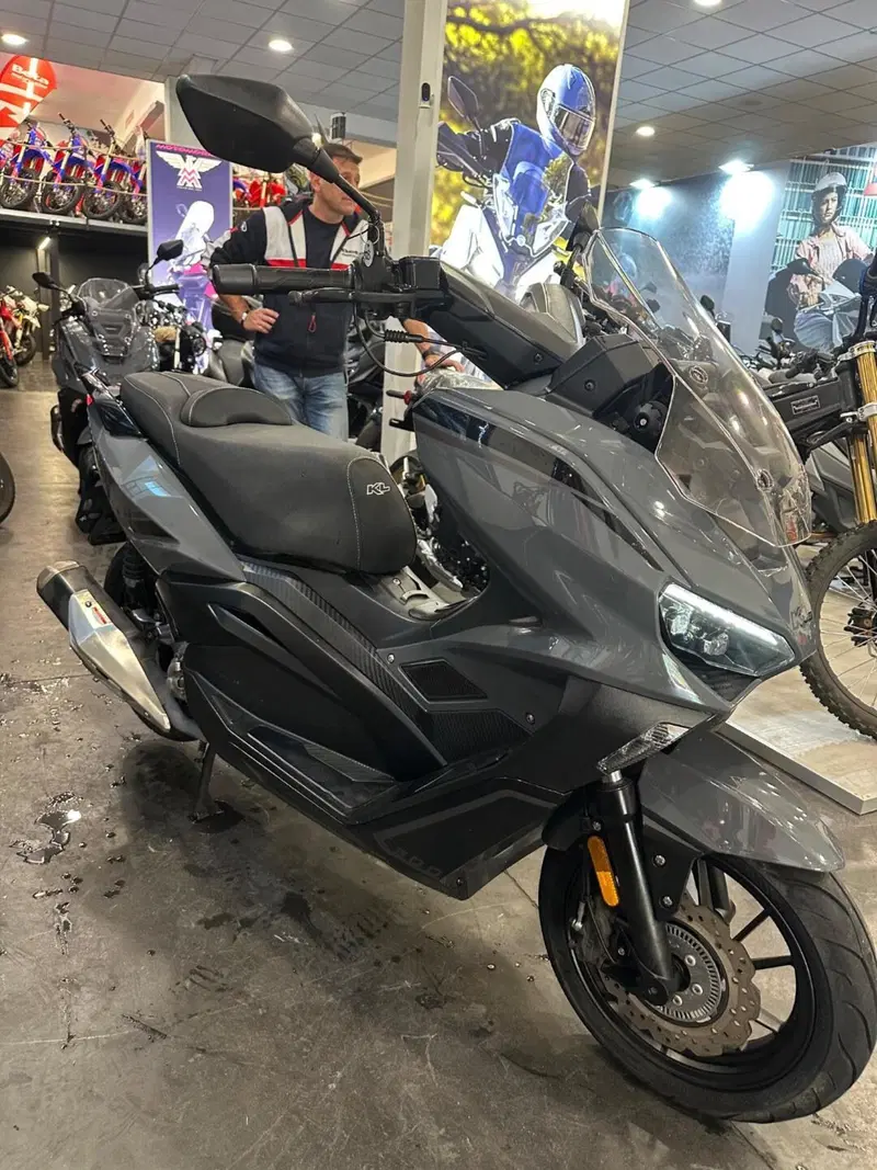 Kl Brera 300 (2022 - 25) (2)