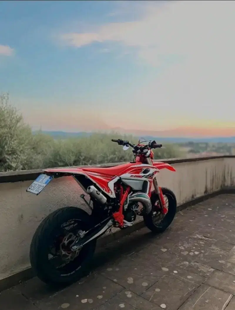 Betamotor RR X-PRO 125 2T Enduro (2025) (2)