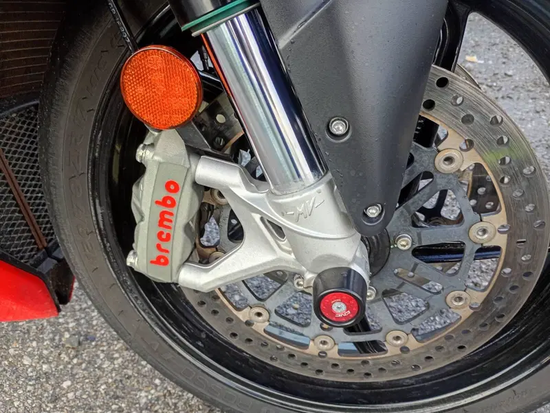 MV Agusta F3 800 Rosso (2021 - 23) (7)