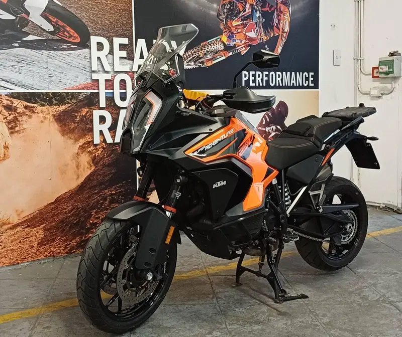 KTM 1290 Super Adventure S (2021) (4)