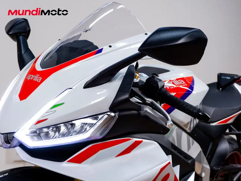 Aprilia RSV4 1100 Factory (2025 - 26) (25)