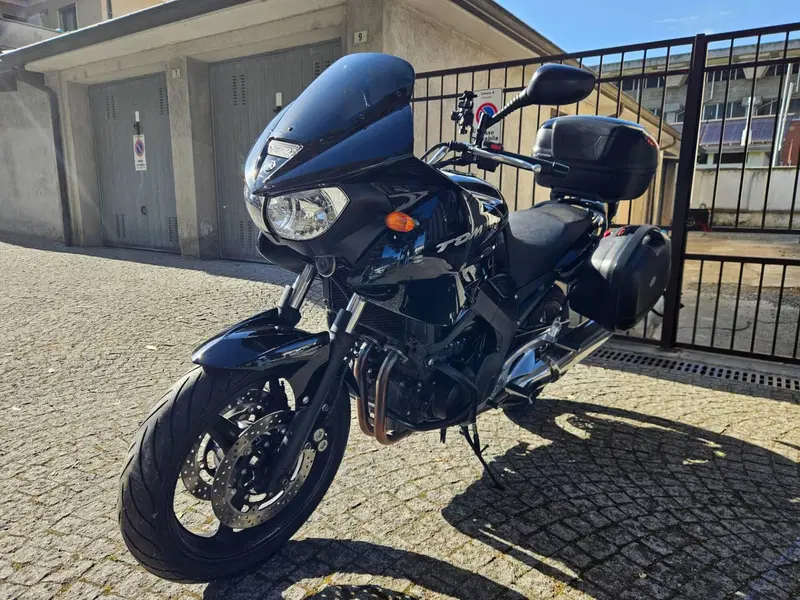 Yamaha TDM 900 (2002 - 14) (2)