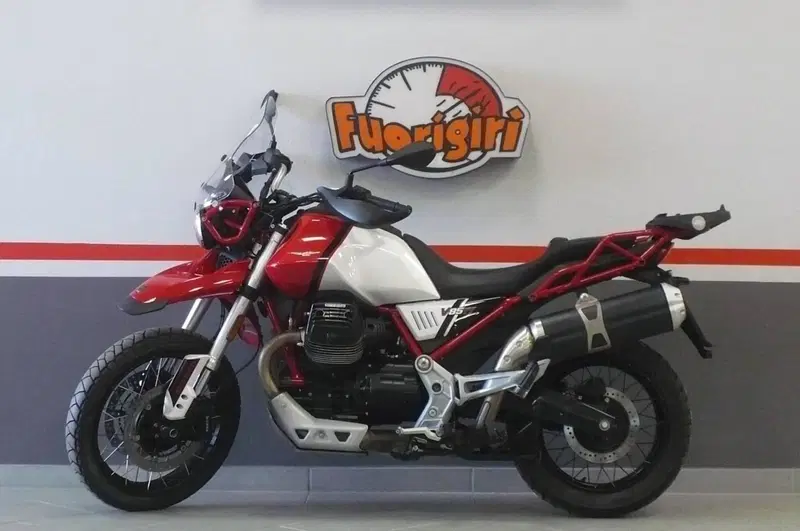 Moto Guzzi V85 TT Evocative Graphics (2021 - 23)
