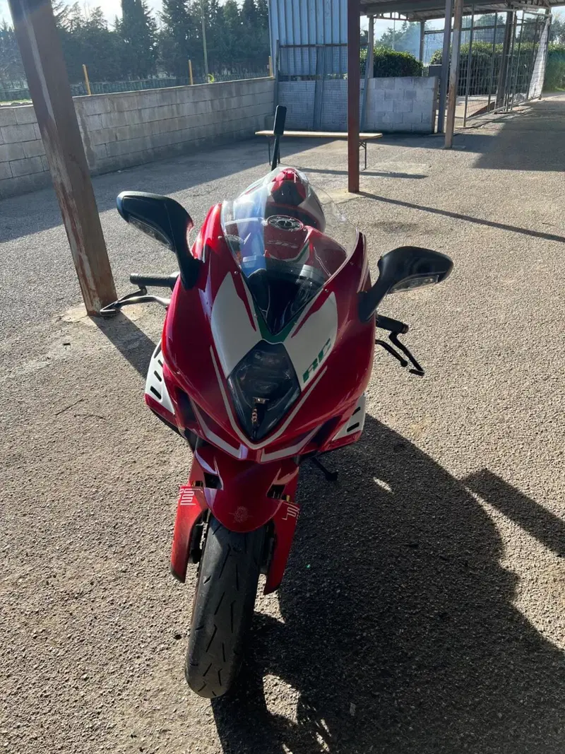 MV Agusta F3 800 RC (2022 - 25) (3)