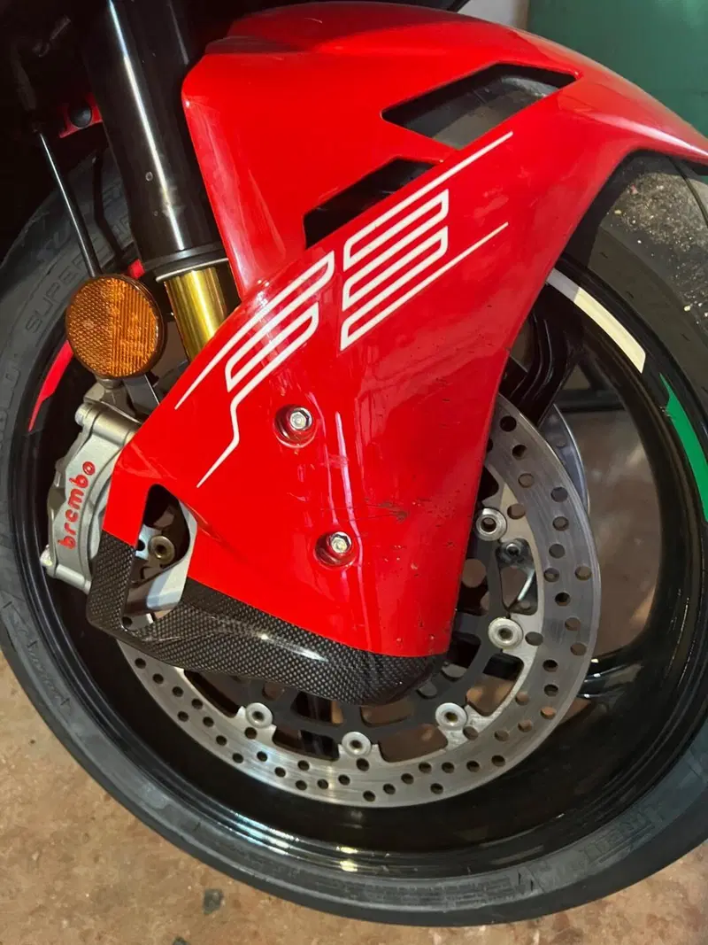 MV Agusta F3 800 RC (2022 - 25) (7)