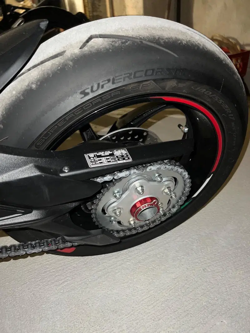 MV Agusta F3 800 RC (2022 - 25) (12)