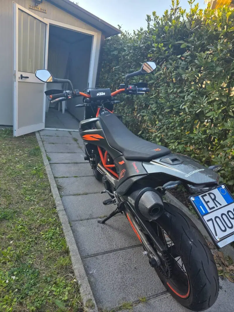 KTM 690 SMC R (2019 - 20) (5)