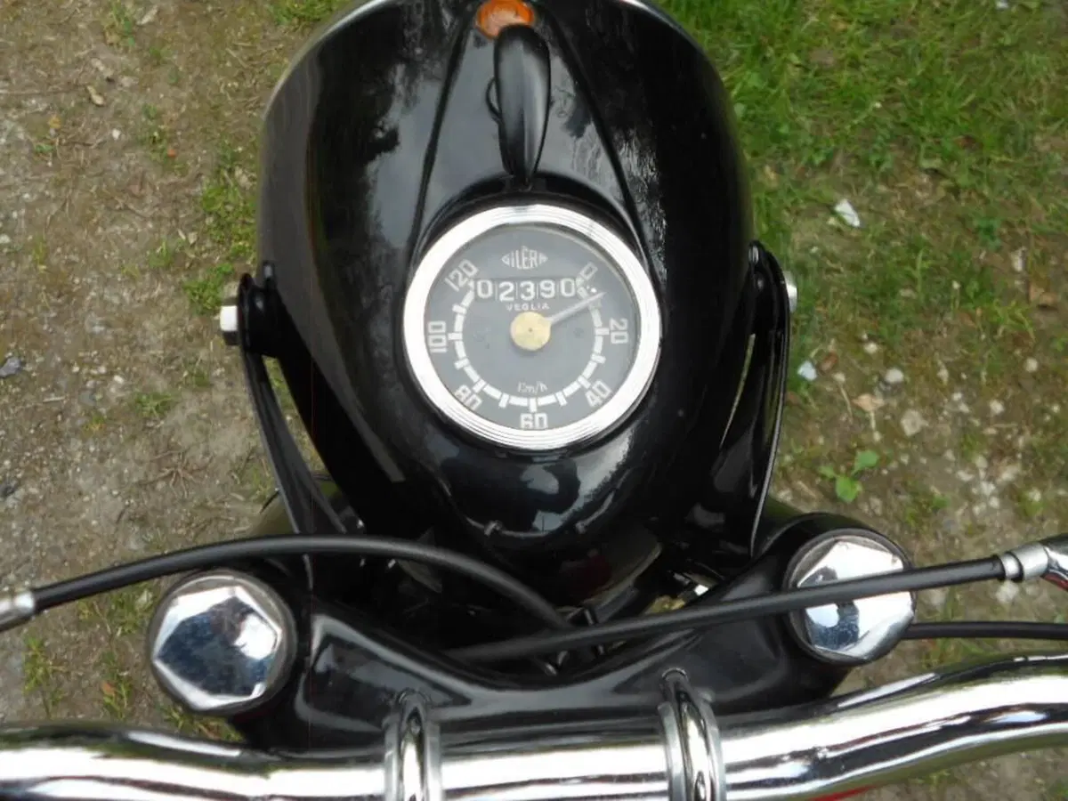 Gilera 150 Sport (6)