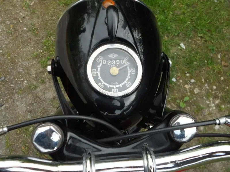 Gilera 150 Sport (6)