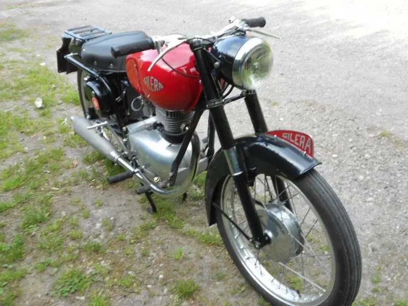 Gilera 150 Sport (8)