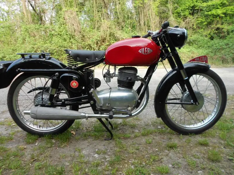 Gilera 150 Sport (12)