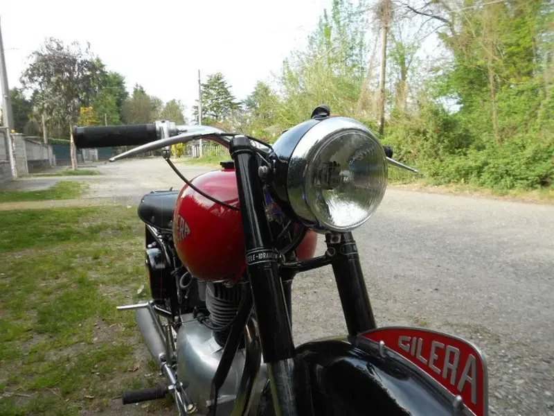 Gilera 150 Sport (14)