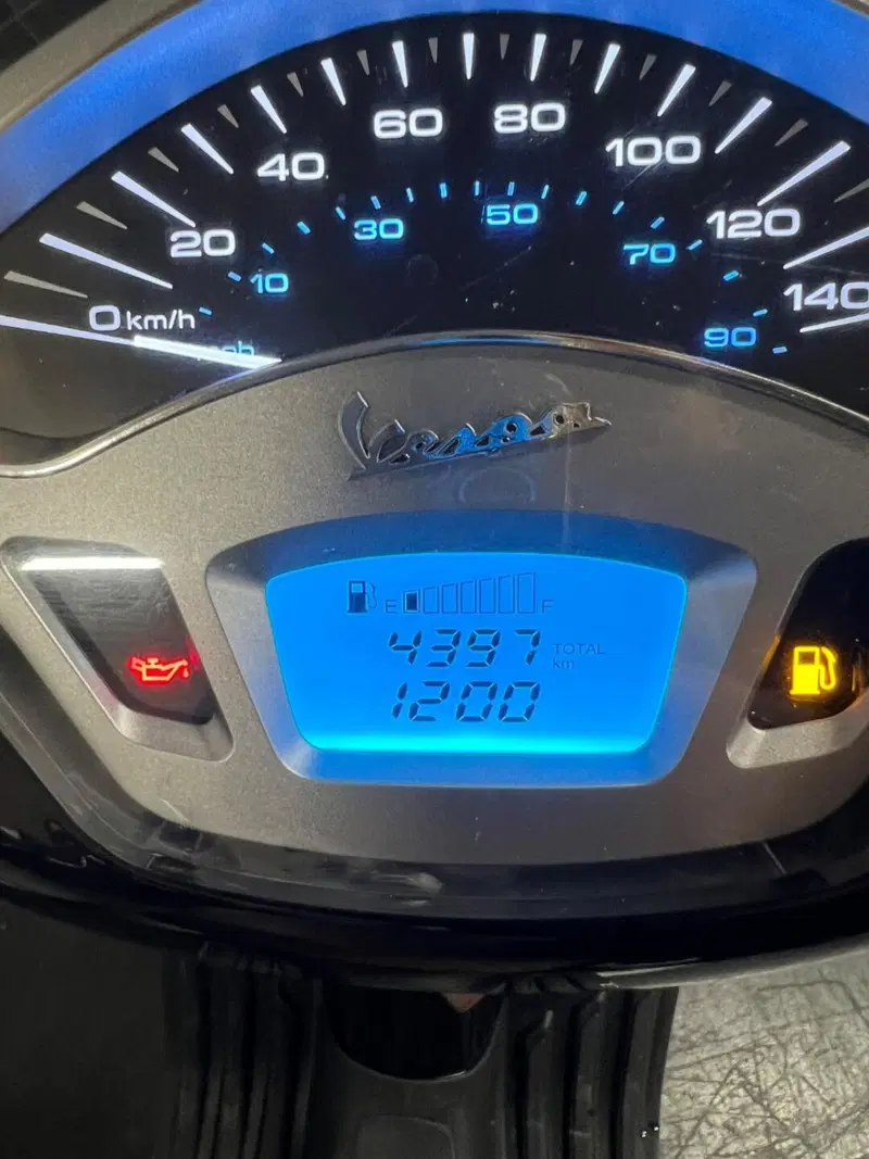 Vespa Primavera 125 (2021 - 23) (9)