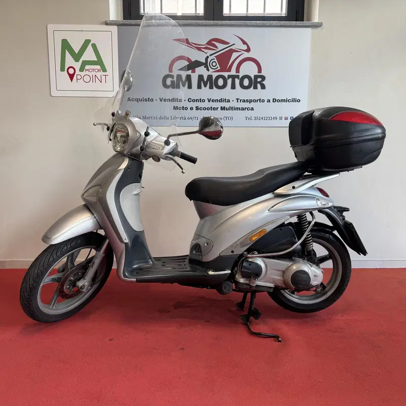 Piaggio Liberty 200 4T  (4)