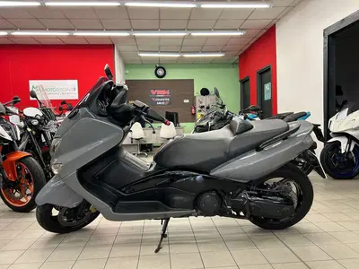 Yamaha T-Max 500 Black Max (2006 - 07) usata