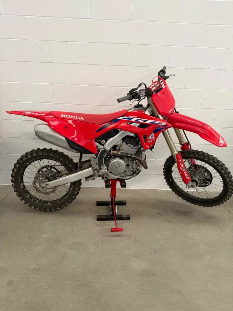 Honda CRF 250R (2022)