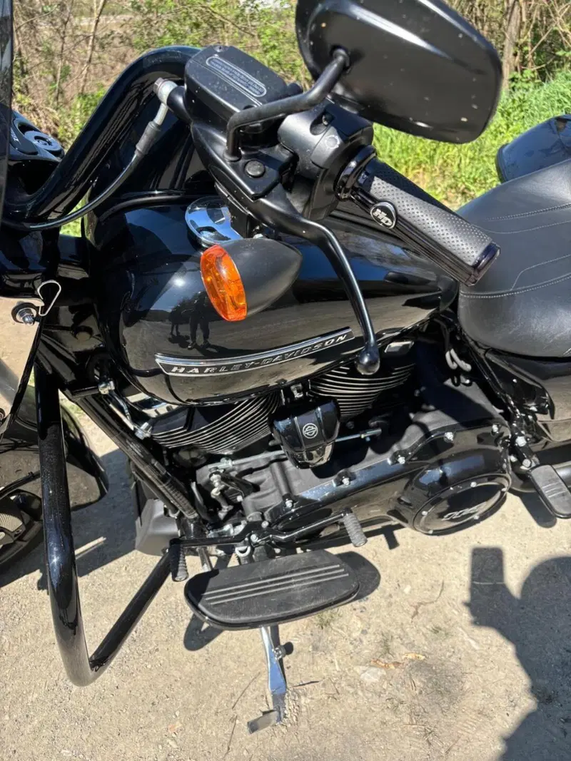 Harley-Davidson 114 Road King Special (2019 - 20) - FLHR (6)