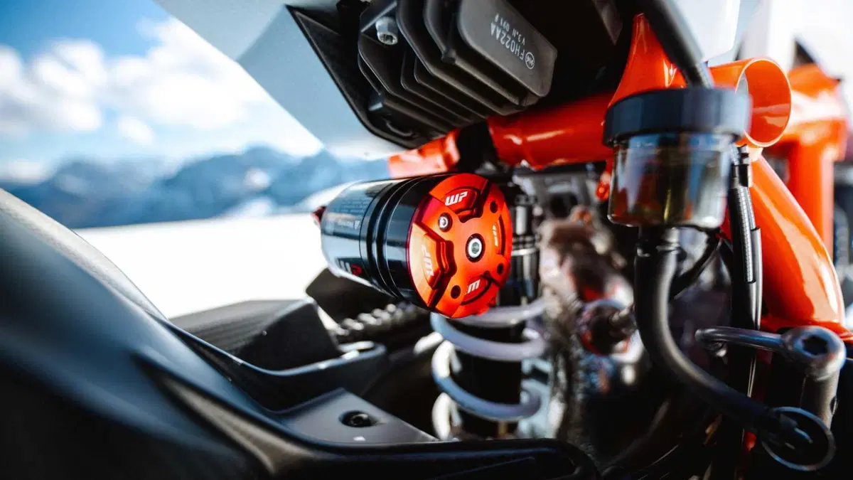 KTM 1390 Super Duke R 1390 Super Duke RR (2026) (11)
