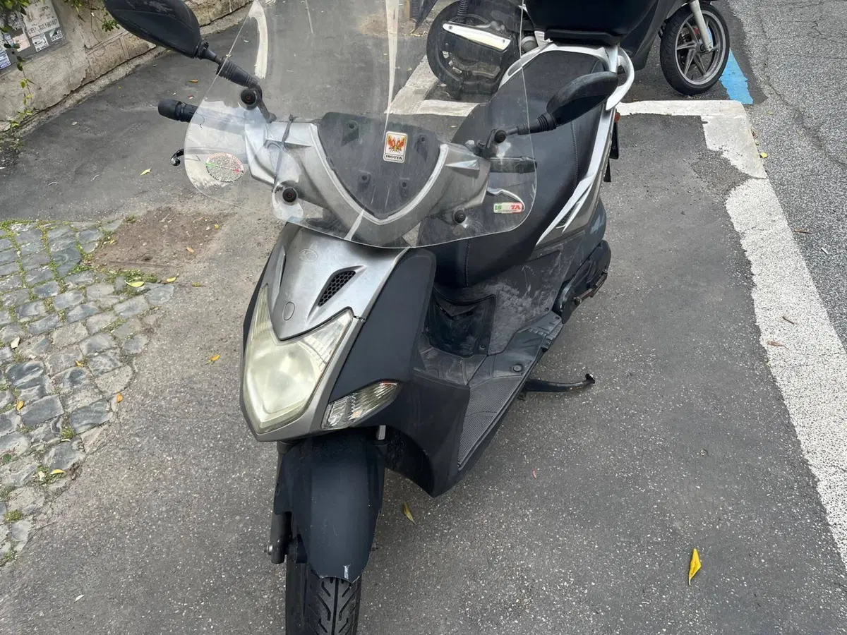 Kymco Agility 150 R16 (3)