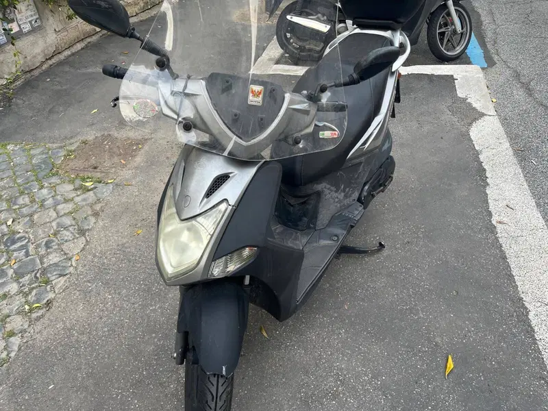 Kymco Agility 150 R16 (3)