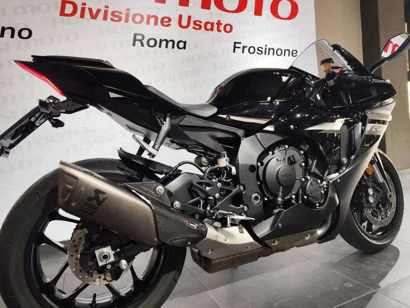 Yamaha YZF R1 (2020 - 25) (3)