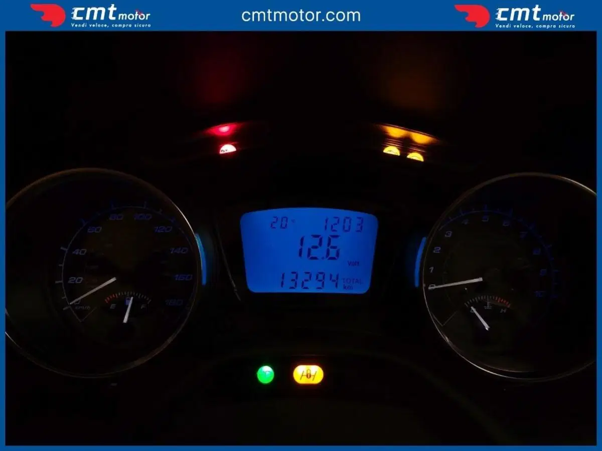 Piaggio Mp3 500 Hpe Sport Advanced (2019 - 20) (5)