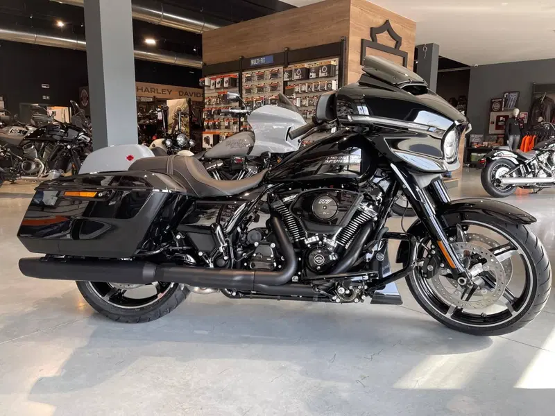 Harley-Davidson Street Glide (2024 - 26) (3)
