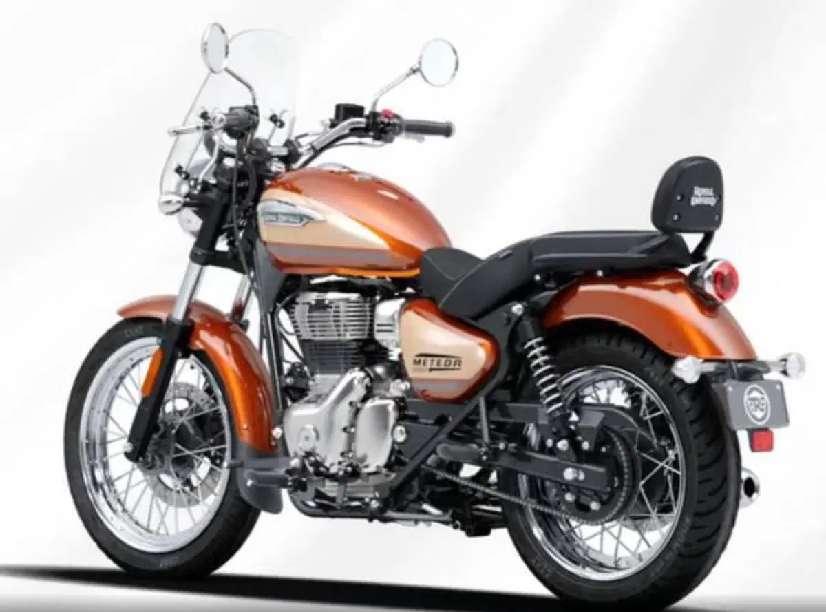 Royal Enfield Meteor 350 Aurora (2024 - 26) (2)