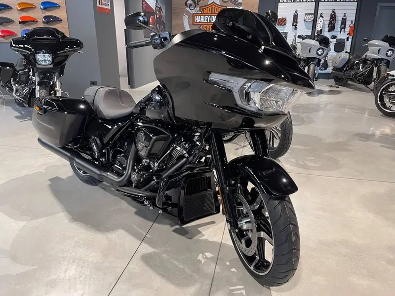 Harley-Davidson Road Glide (2024 - 26) (2)