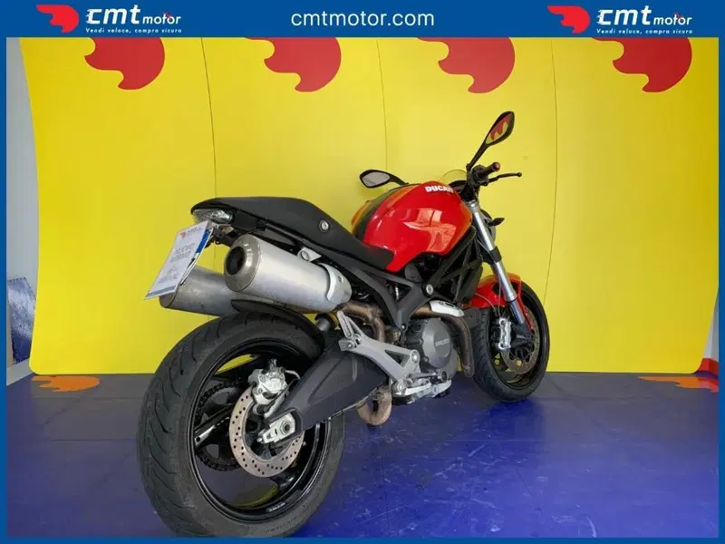 Ducati Monster 696 (2008 - 13) (2)