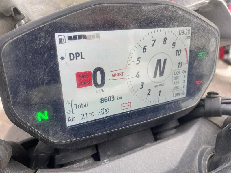 Ducati Monster 937 + (2021 - 25) (3)