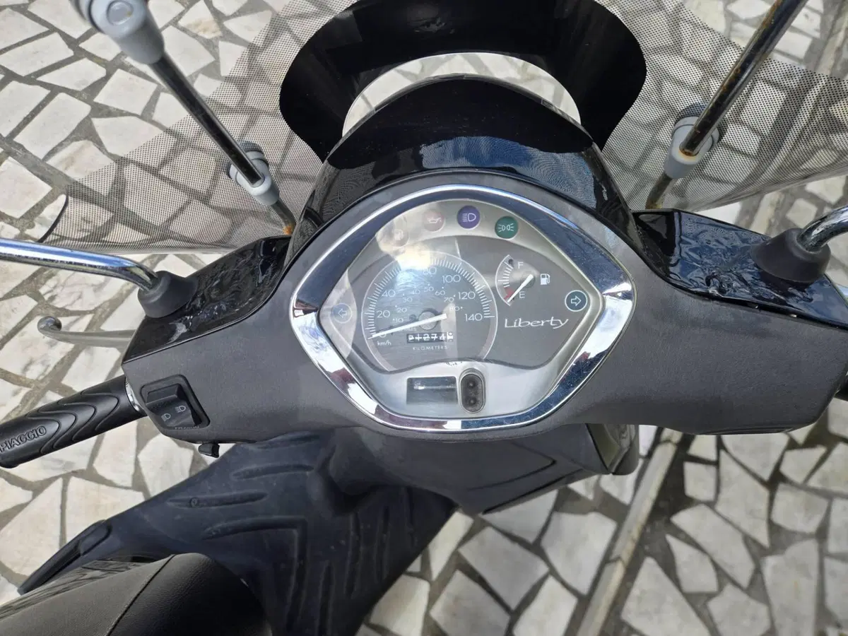 Piaggio Liberty 150 4T (2008 - 13) (3)