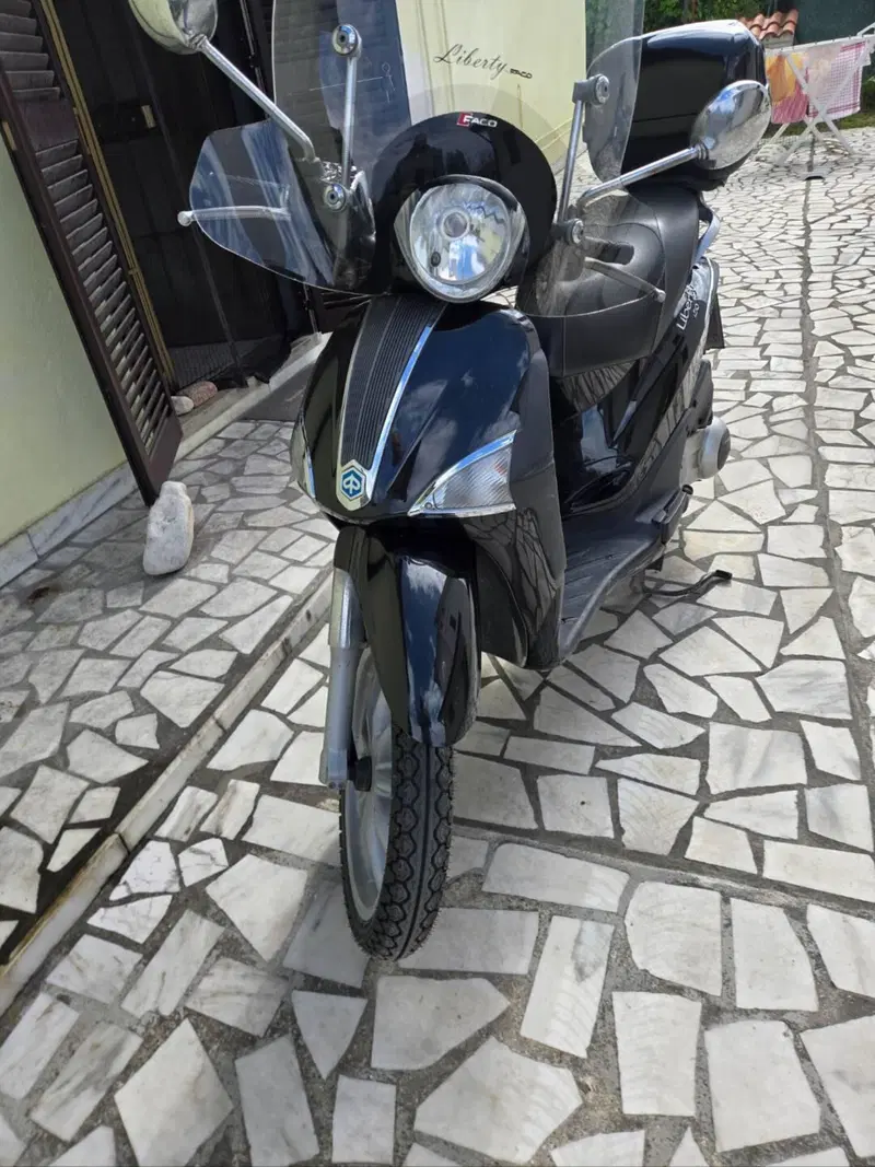 Piaggio Liberty 150 4T (2008 - 13) (4)