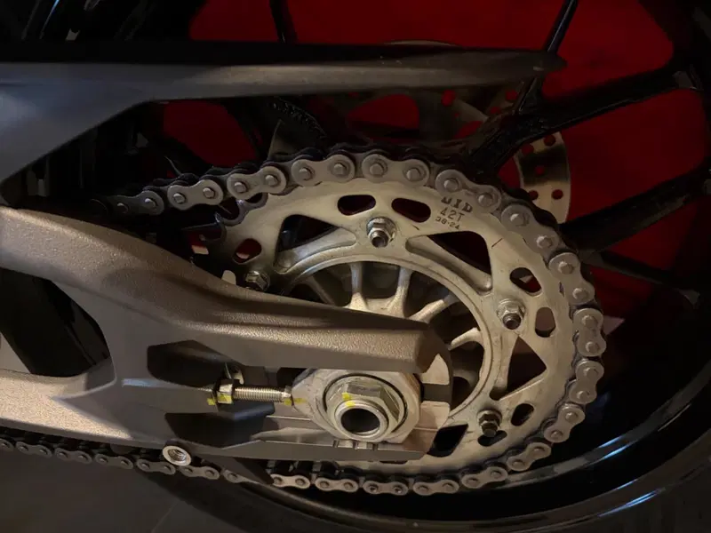 Ducati Streetfighter V2 S (2025 - 26) (7)