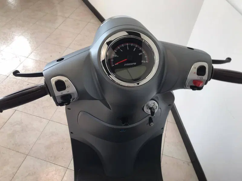 Motron Motorcycles Ideo 50 4T (2021 - 26) (9)