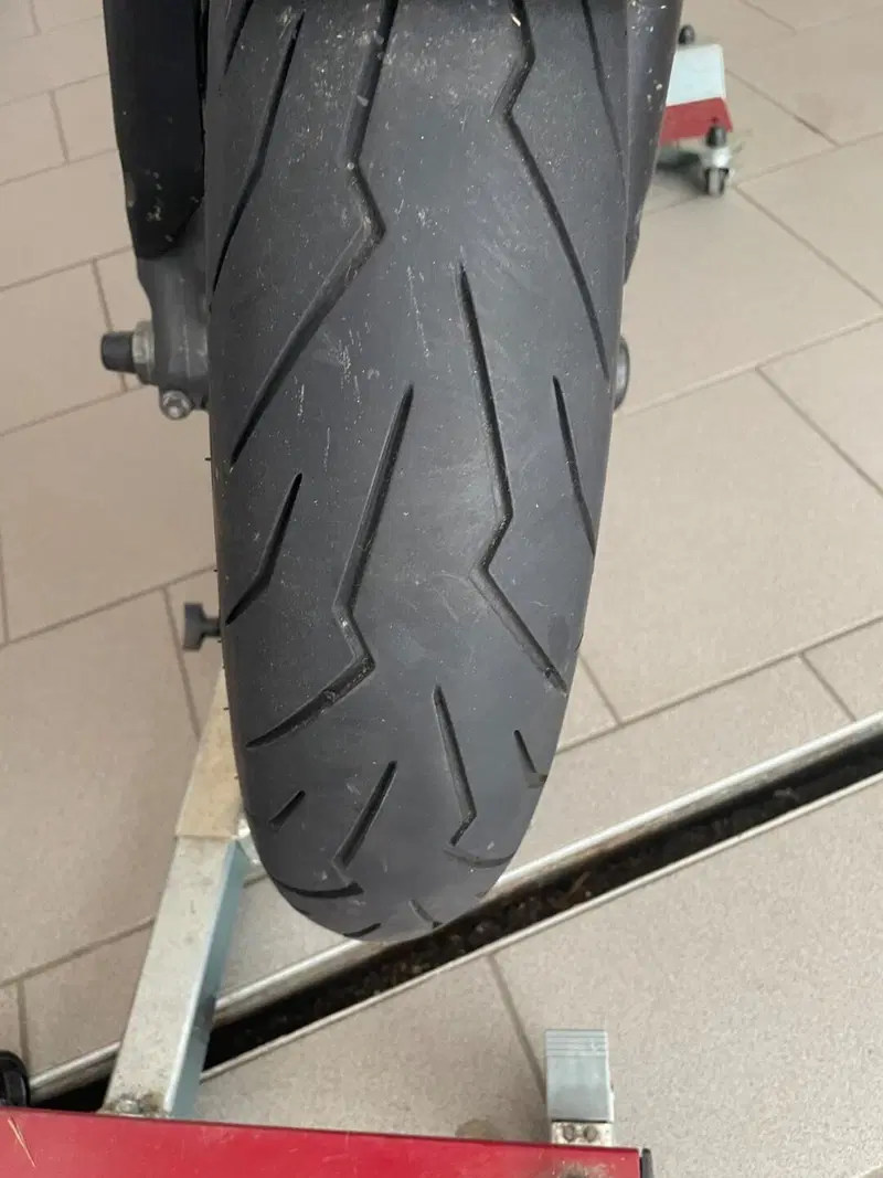 Aprilia RSV 1000 R (2004 - 05) (8)