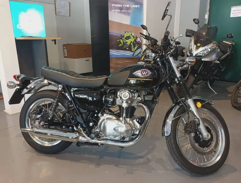 Kawasaki W 800 (2021 - 26)