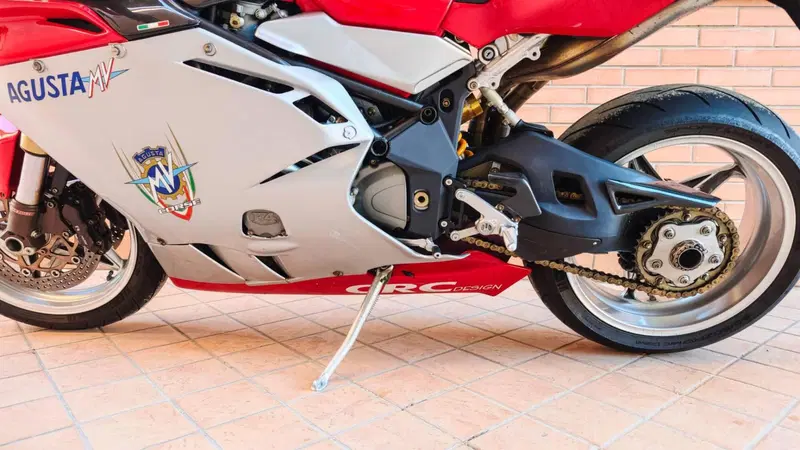 MV Agusta F4 1000 S 1+1 (2004 - 06) (6)