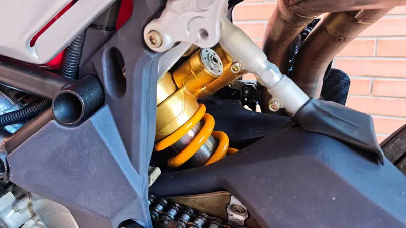 MV Agusta F4 1000 S 1+1 (2004 - 06) (17)