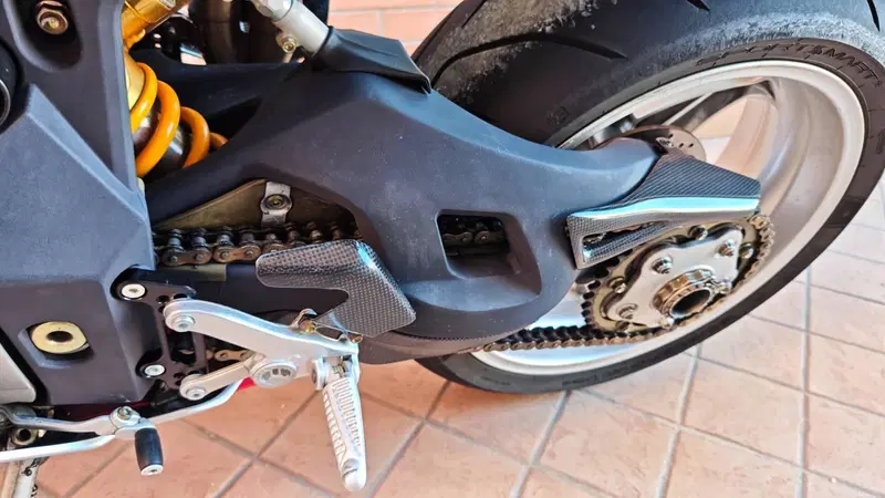 MV Agusta F4 1000 S 1+1 (2004 - 06) (18)