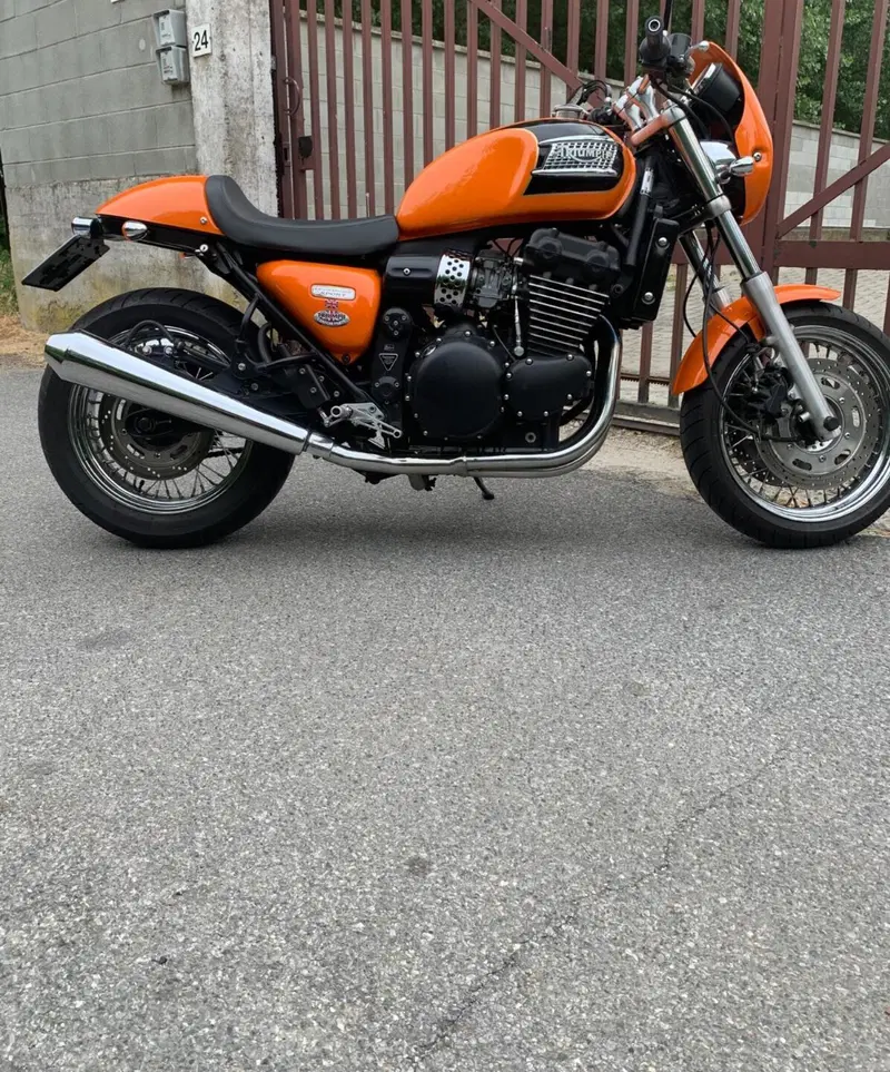 Triumph Thunderbird 900 Sport (2003 - 04) (2)