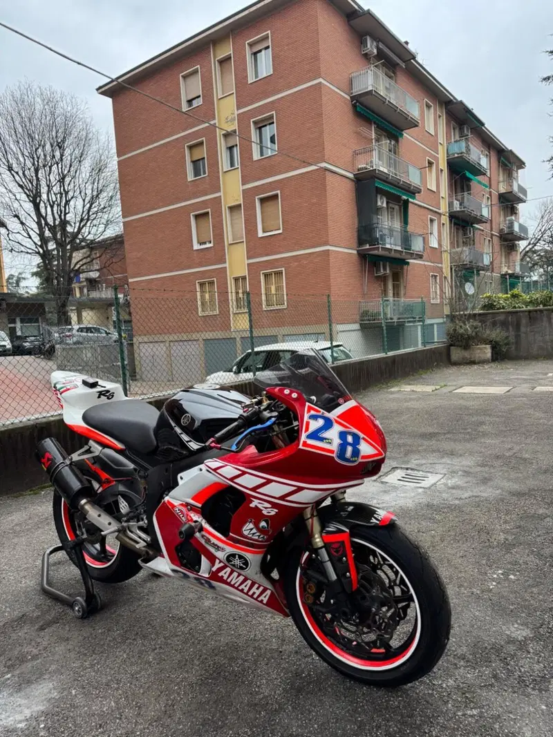 Yamaha YZF R6 (2005) (5)
