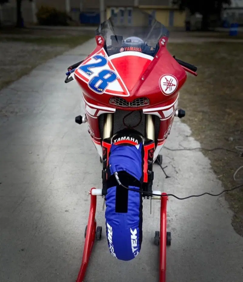 Yamaha YZF R6 (2005) (15)