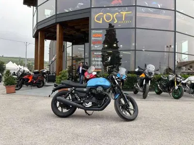 Moto Guzzi V7 Stone (2025 - 26) nuova